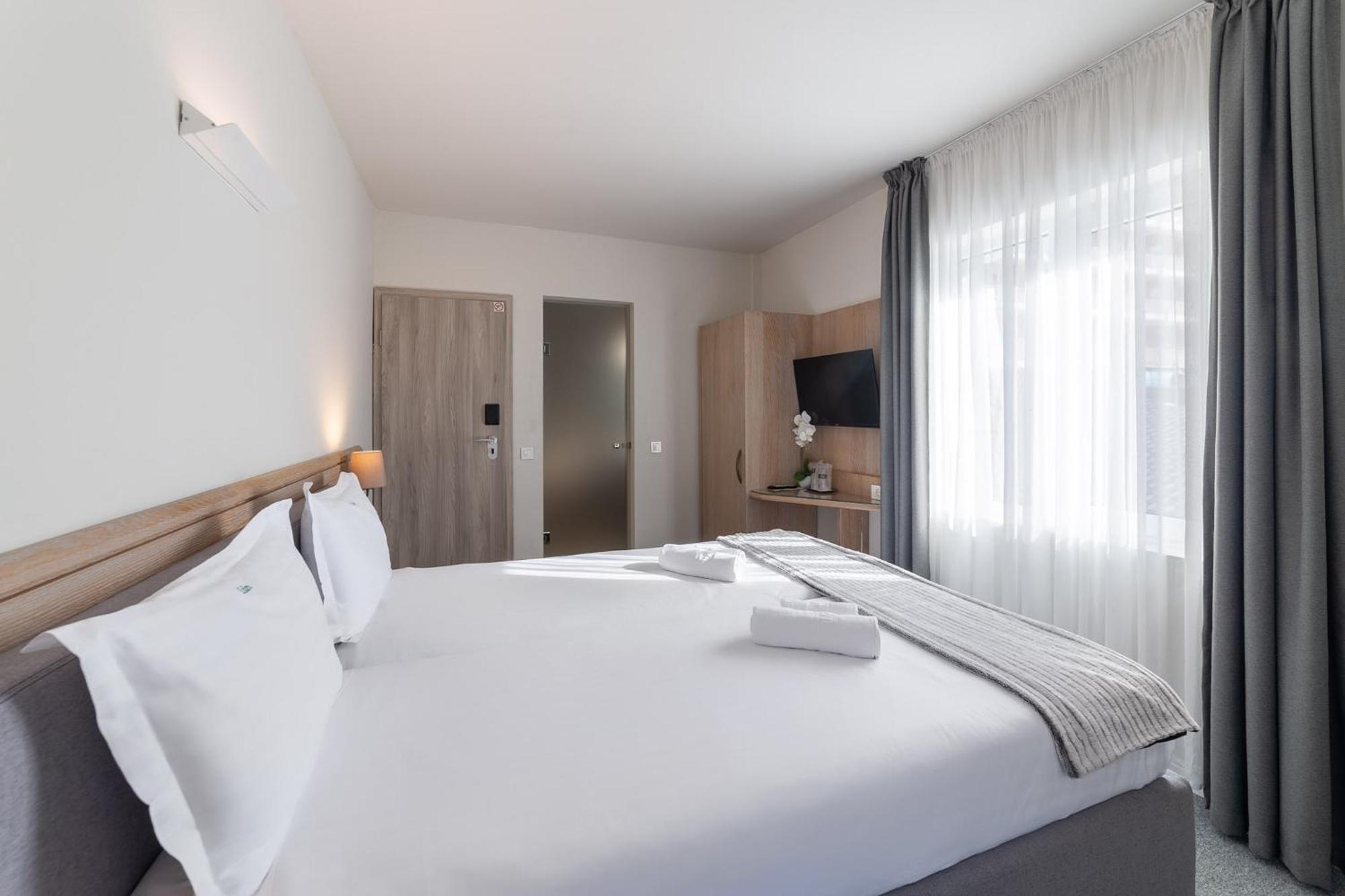 Eden Grand Resort Predeal Eksteriør billede